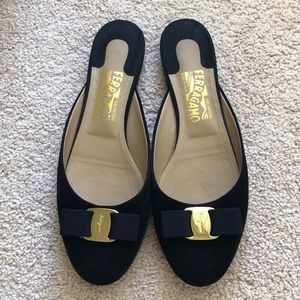 PRE-LOVED Salvatore Ferragamo mules sz 8.5